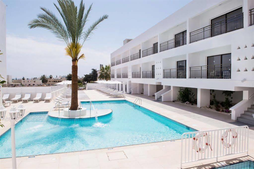 Liquid Hotel Apartments Agia Napa Exterior foto